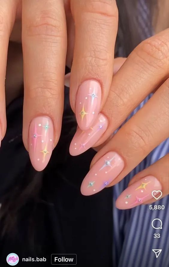 dainty pastel nail designs for spring